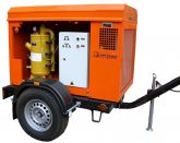 Винтовой компрессор ЗИФ СВЭ-5/0,7 в кожухе на шасси