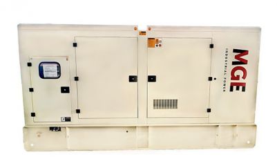Дизельный генератор MGE P150YI в кожухе с АВР